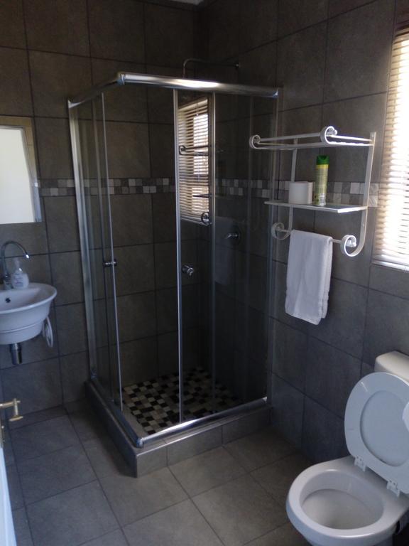 Xain Quaz Camp Hotel Gobabis Bagian luar foto