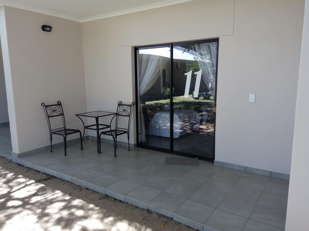Xain Quaz Camp Hotel Gobabis Bagian luar foto