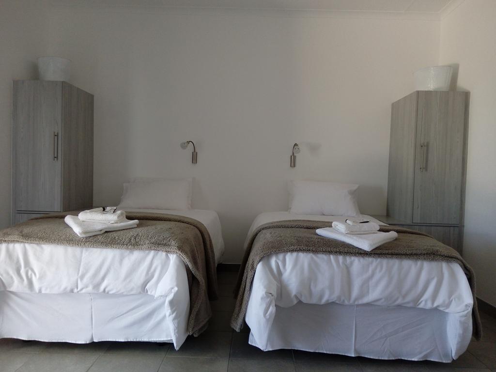 Xain Quaz Camp Hotel Gobabis Bagian luar foto